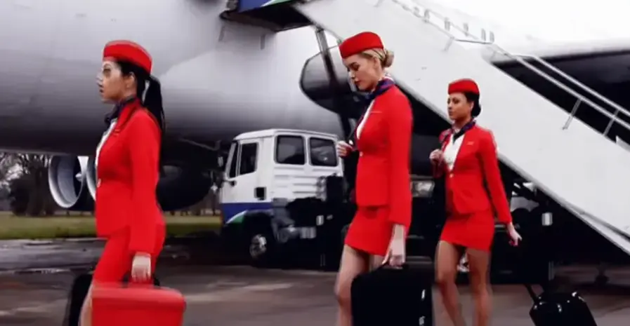 法国空姐2018多塞尔航空版完整版电影-机舱是封闭的但法国空姐在线观看-720P高清免费播放